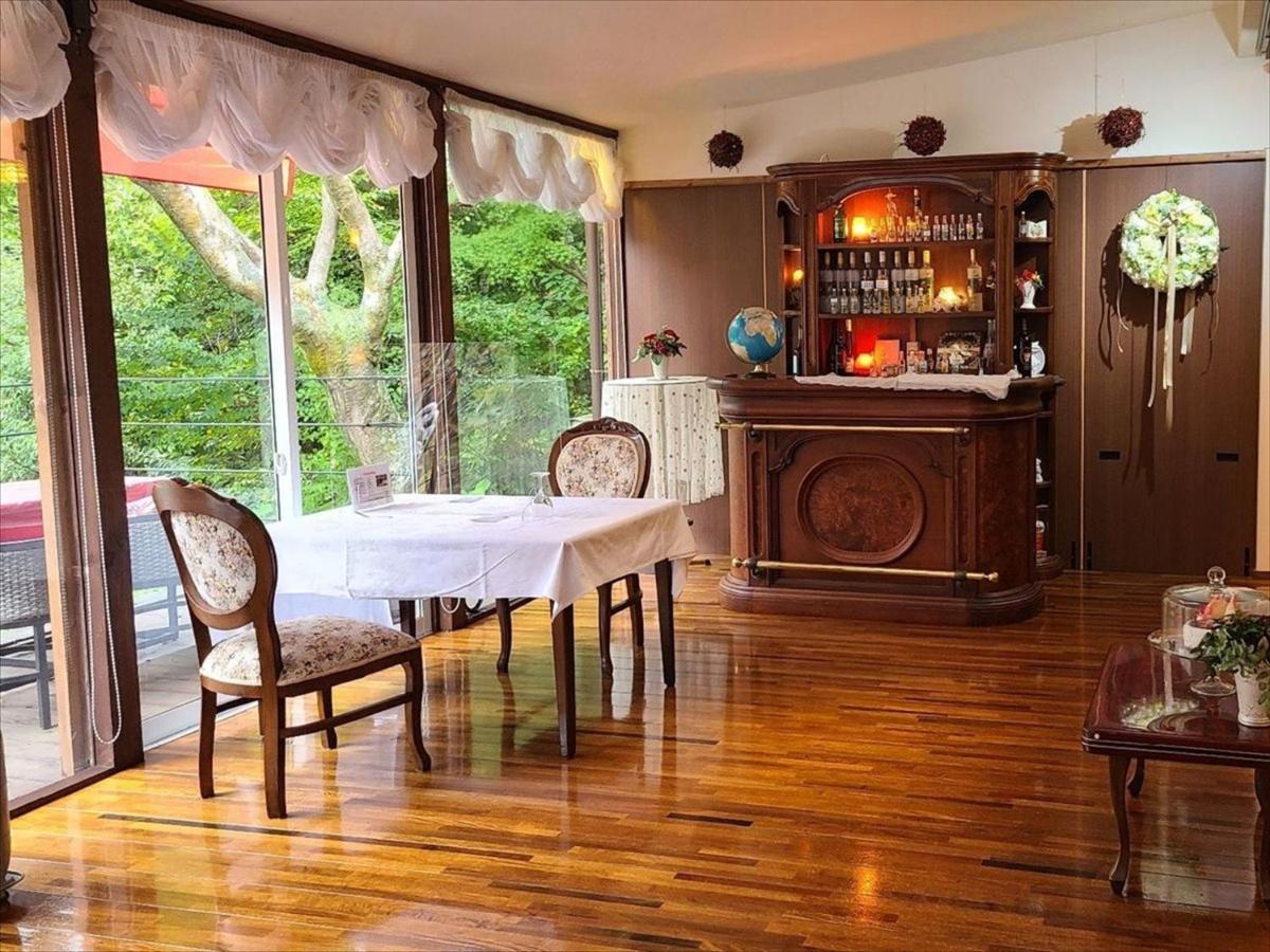 Rokugatsu-No-Mori Auberge Sano  Exteriör bild